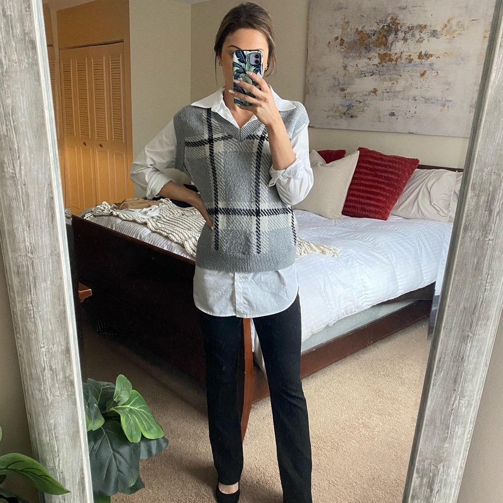 Rachel Zoe sweater shirt